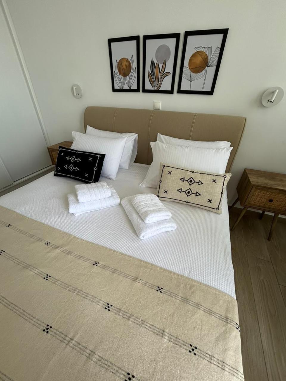 Emilia Suites 埃尔莫波利斯 外观 照片